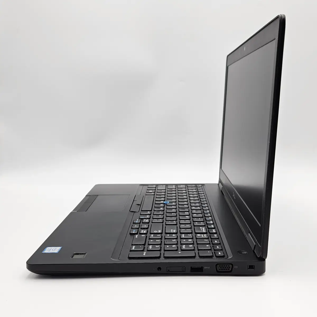 Laptop Second Hand Dell Latitude 5590 - 15.6inch FHD Intel i5-8250U 8GB RAM 256GB SSD TAST. ILUM. Windows 11 Refurbished [6]