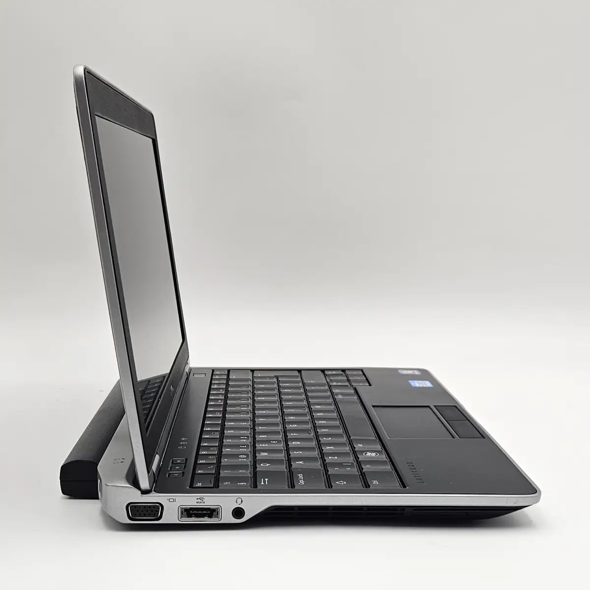 Laptop Second Hand Dell Latitude E6220 - 12.5inch Intel I5-2520M 8GB RAM 128GB SSD Windows 10 Refurbished  [7]