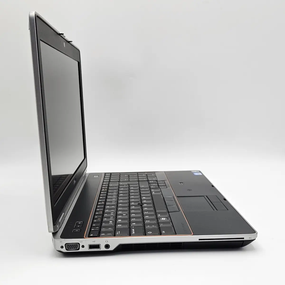 Laptop Second Hand Dell Latitude E6520 - 15.6inch Intel I5-2520M 8GB RAM 128GB SSD TAST. ILUM. Windows 10 Refurbished [7]
