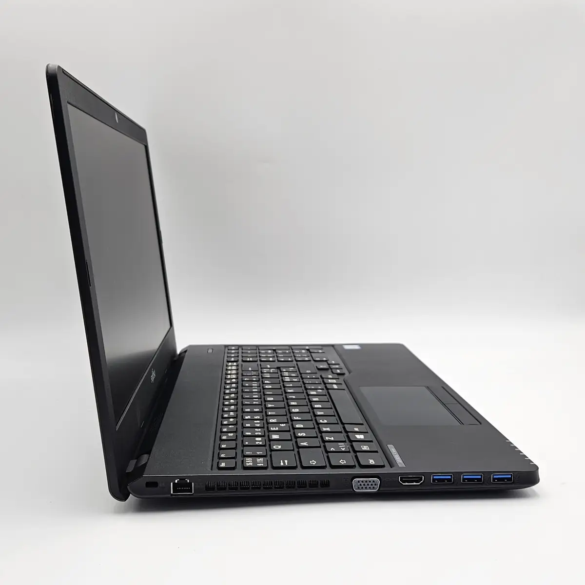 Laptop Second Hand Fujitsu LIFEBOOK A357 - 15.6inch FHD Intel i3-6006U 8GB RAM 256GB SSD Windows 10 Refurbished [7]