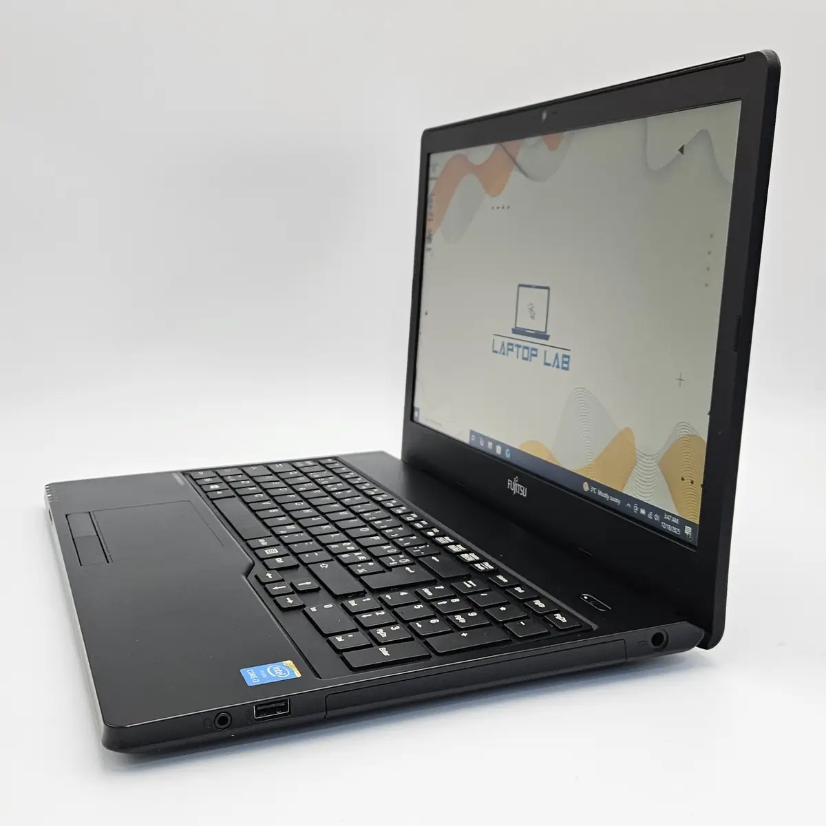 Laptop Second Hand Fujitsu LIFEBOOK A555 - 15.6inch Intel i3-5005U 8GB RAM 500GB HDD Windows 10 Refurbished  [4]