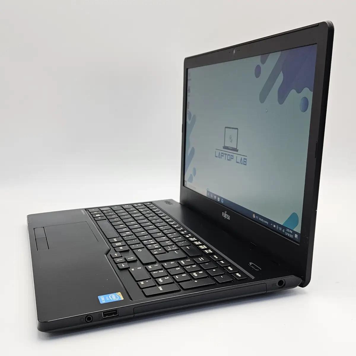 Laptop Second Hand Fujitsu LIFEBOOK A555 - 15.6inch Intel i3-5005U 8GB RAM 256GB SSD Windows 10 Refurbished  [4]