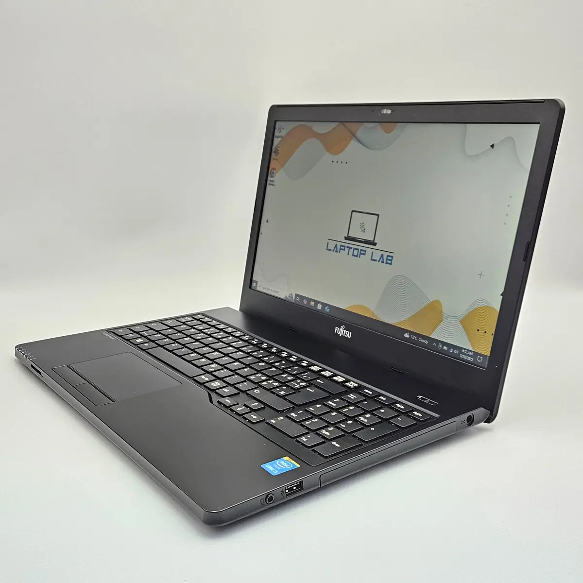 Laptop Second Hand Fujitsu LIFEBOOK A555 - 15.6inch Intel i3-5005U 8GB RAM 256GB SSD Windows 10 Refurbished  [4]