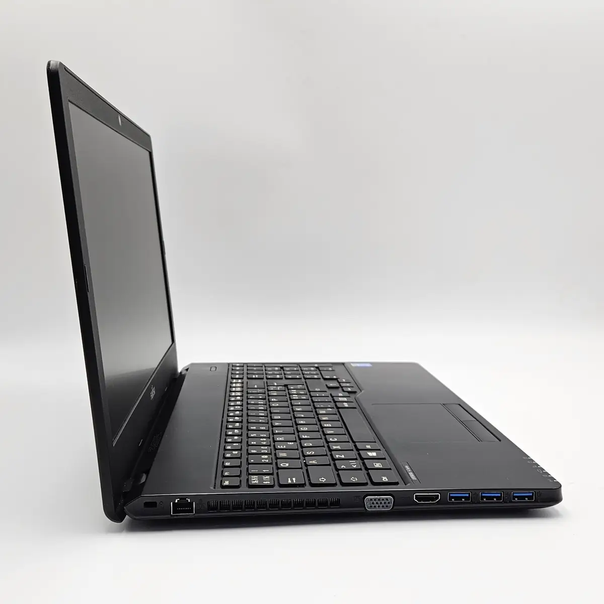 Laptop Second Hand Fujitsu LIFEBOOK A555 - 15.6inch Intel i3-5005U 8GB RAM 500GB HDD Windows 10 Refurbished  [7]
