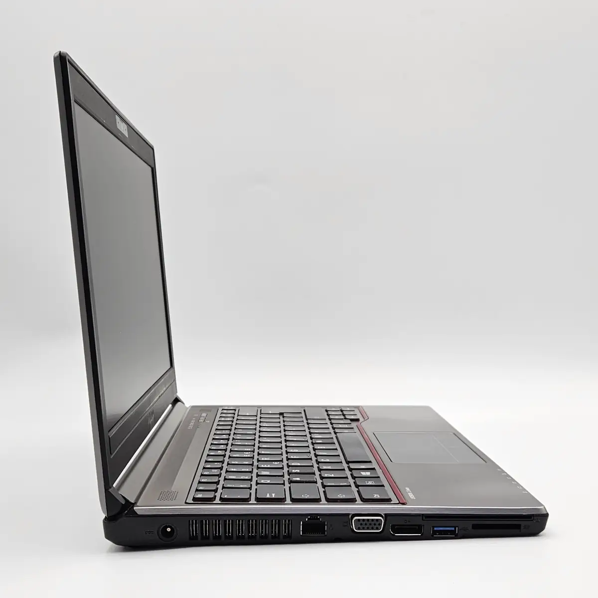 Laptop Second Hand Fujitsu LIFEBOOK E734 - 13.3inch Intel i5-4310M 8GB RAM 320GB HDD Windows 10 Refurbished [7]