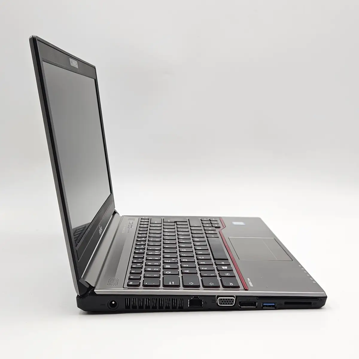 Laptop Second Hand Fujitsu LIFEBOOK E736 - 13.3inch FHD Intel I5-6300U 8GB RAM 256GB SSD Windows 10 Refurbished  [7]