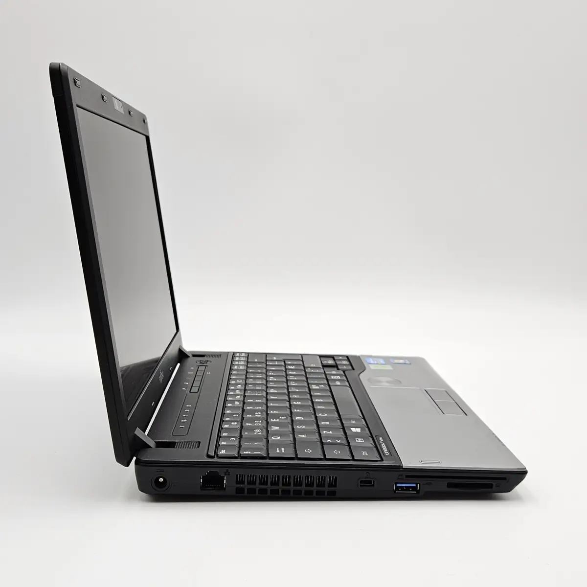 Laptop Second Hand Fujitsu LIFEBOOK P702 - 12.5inch Intel i5-3210M 8GB RAM 120GB SSD Windows 10 Refurbished  [7]