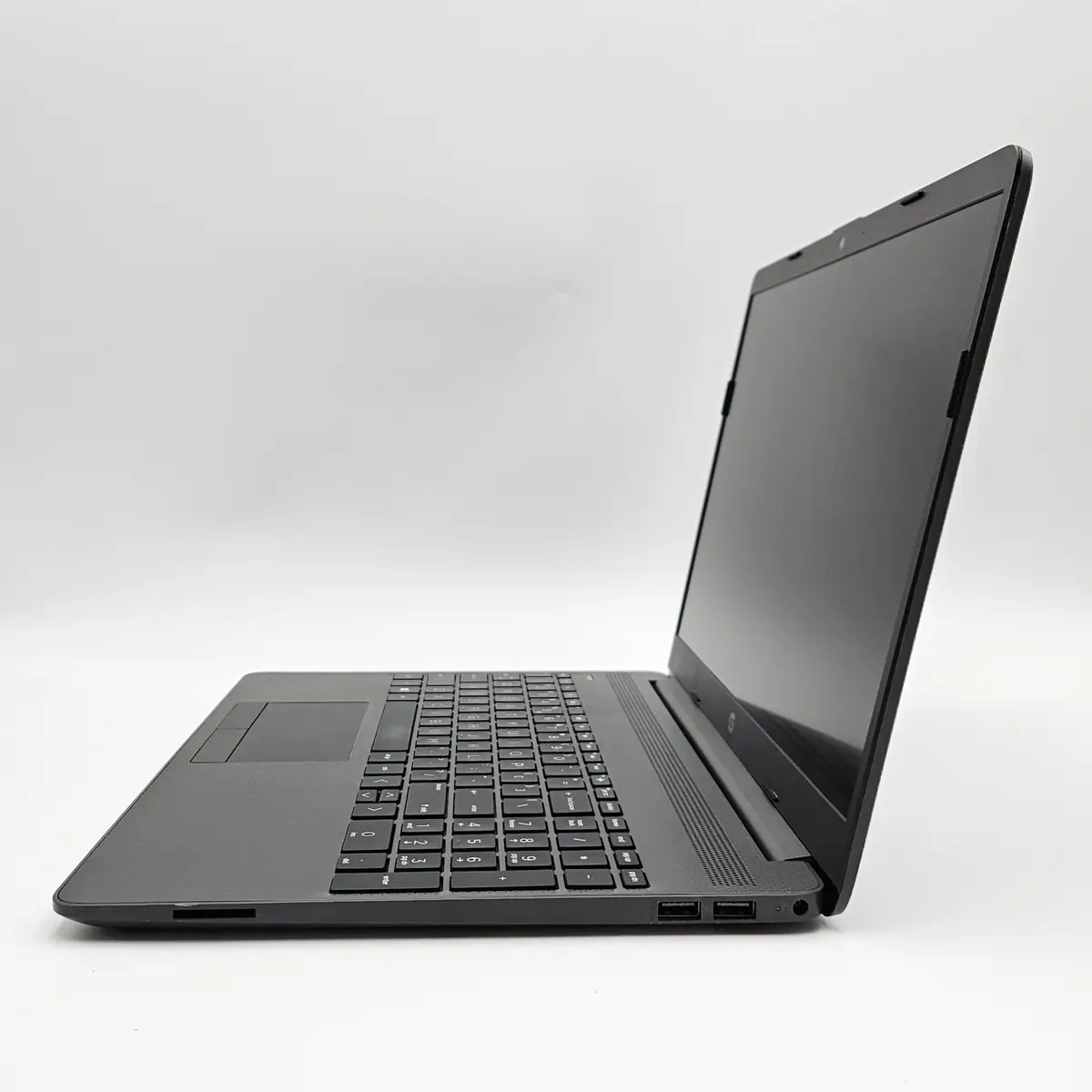 Laptop Second Hand HP 255 G8 - 15.6inch FHD AMD RYZEN 3 3250U 8GB RAM 128GB SSD Windows 10 Refurbished  [6]