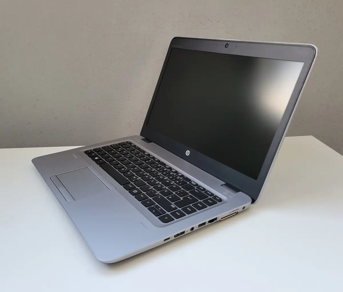 Laptop Second Hand HP 745 G3 - 14inch FHD AMD A10-8700 8GB RAM 256GB SSD Windows 10 Refurbished  [5]