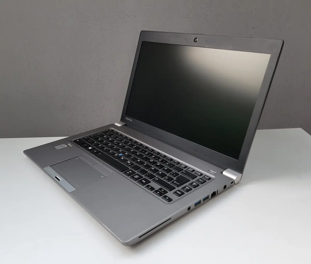 Laptop Second Hand Toshiba Tecra Z40-A - 14.0inch Intel I5-4200U 8GB RAM 256GB SSD Windows 10 Refurbished [7]