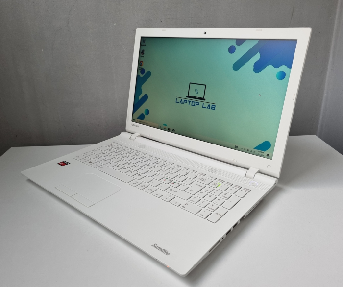 Laptop Second Hand Toshiba Satellite C55 - 15.6inch AMD A6-7310 4GB RAM 250GB HDD Windows 10 Refurbished [3]