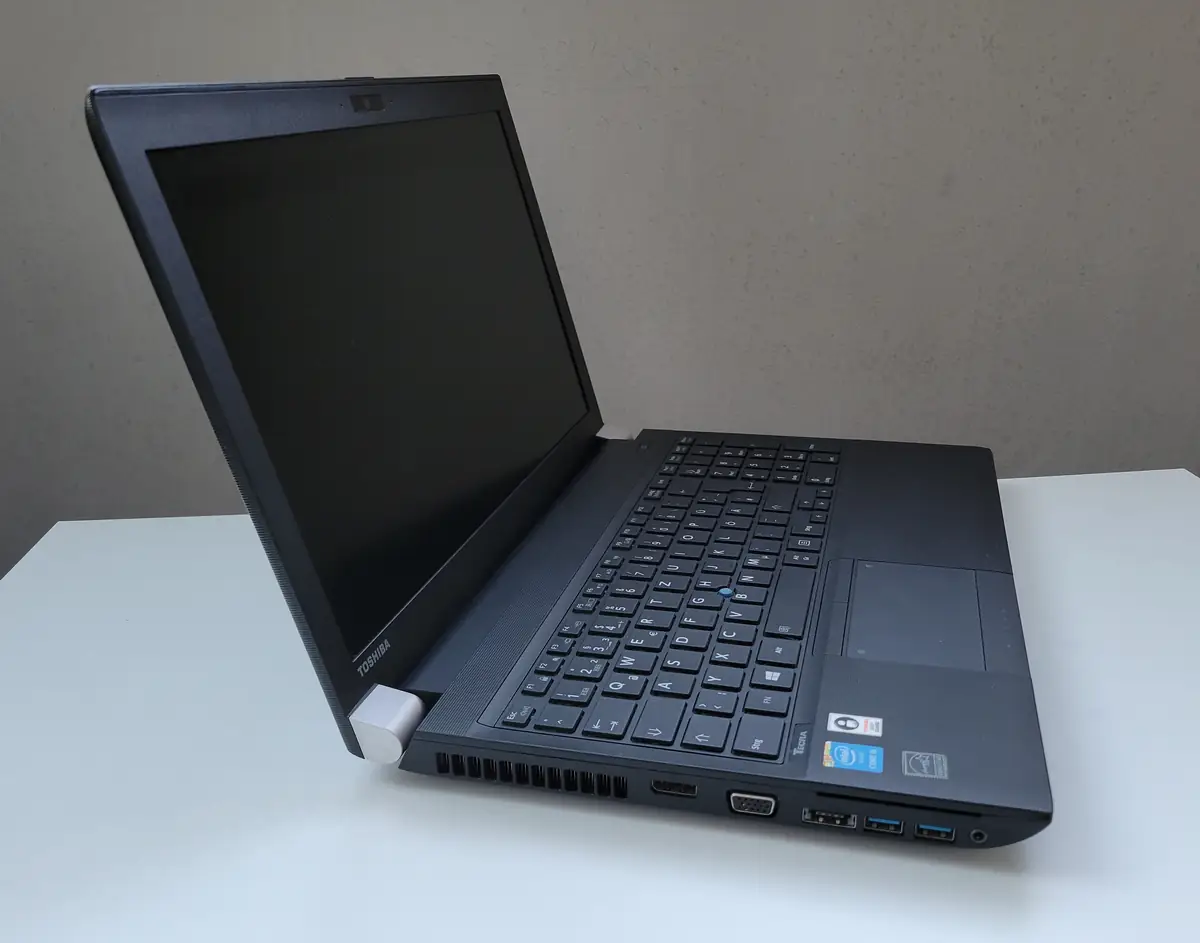 Laptop Second Hand Toshiba Tecra A50-A - 15.6inch Intel I5-4210M 8GB RAM 256GB SSD Windows 10 Refurbished [6]