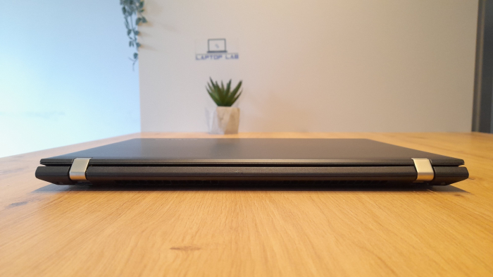 Laptop Second Hand Lenovo E31-70 - 13.3inch Intel i3 5005U 4GB RAM 120GB SSD Windows 10 Refurbished [7]