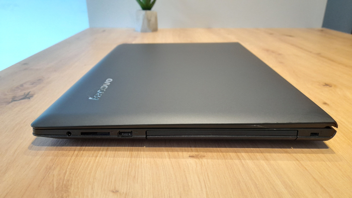 Laptop Second Hand Lenovo Z50-75 - 15.6inch FHD AMD A10-7300 8GB RAM 1TB SSHD Windows 10 Refurbished [3]