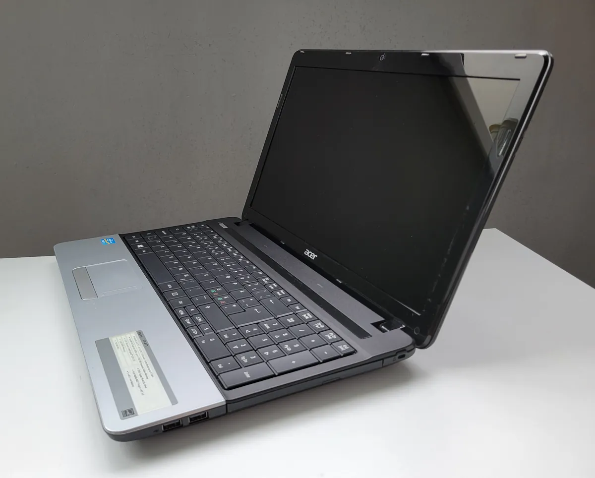 Laptop Second Hand Acer Aspire E1-571 - 15.6inch Intel I7-3612QM 8GB RAM 750GB HDD Windows 10 Refurbished [7]