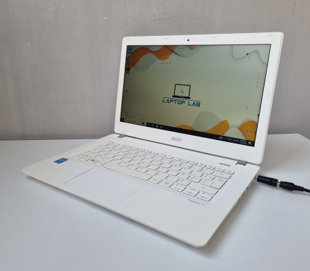 Laptop Second Hand Acer V3-371 - 13.3inch Intel i3 4005U 4GB RAM 240GB SSD Windows 10 Refurbished [3]