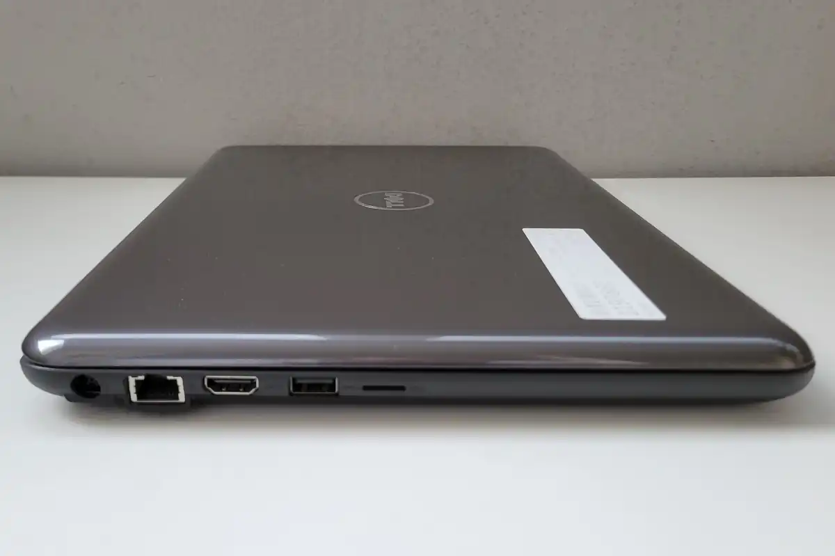 Laptop Second Hand Dell Latitude 3380 - 13.3inch Intel Pentium 4415U 4GB RAM 128GB SSD Windows 10 Refurbished [9]