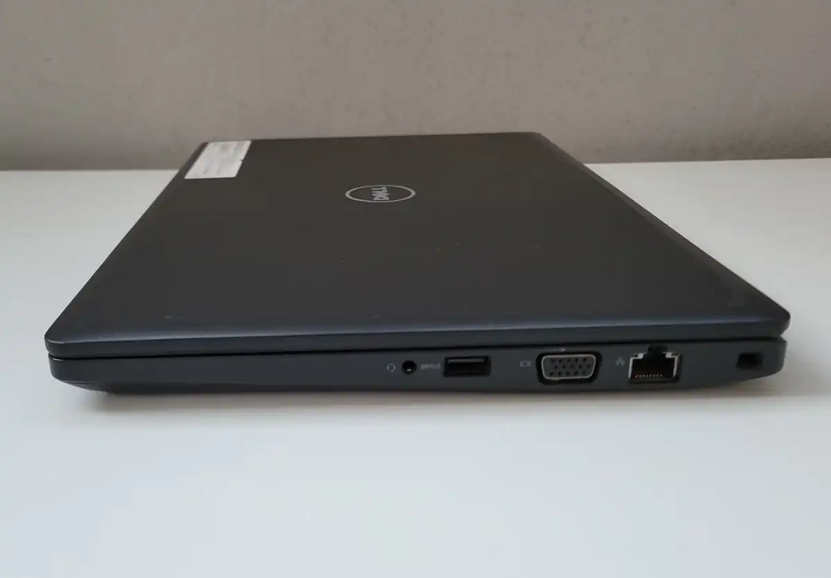 Laptop Second Hand Dell Latitude 5280 - 12.5inch Intel I5-7200U 8GB RAM 500GB HDD TAST ILUM Windows 10 Refurbished [10]