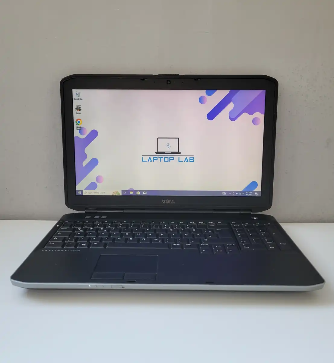 Laptop Second Hand Dell Latitude E5530 - 15.6inch Intel I3-2328M 4GB RAM 250GB SSD Windows 10 Refurbished [1]