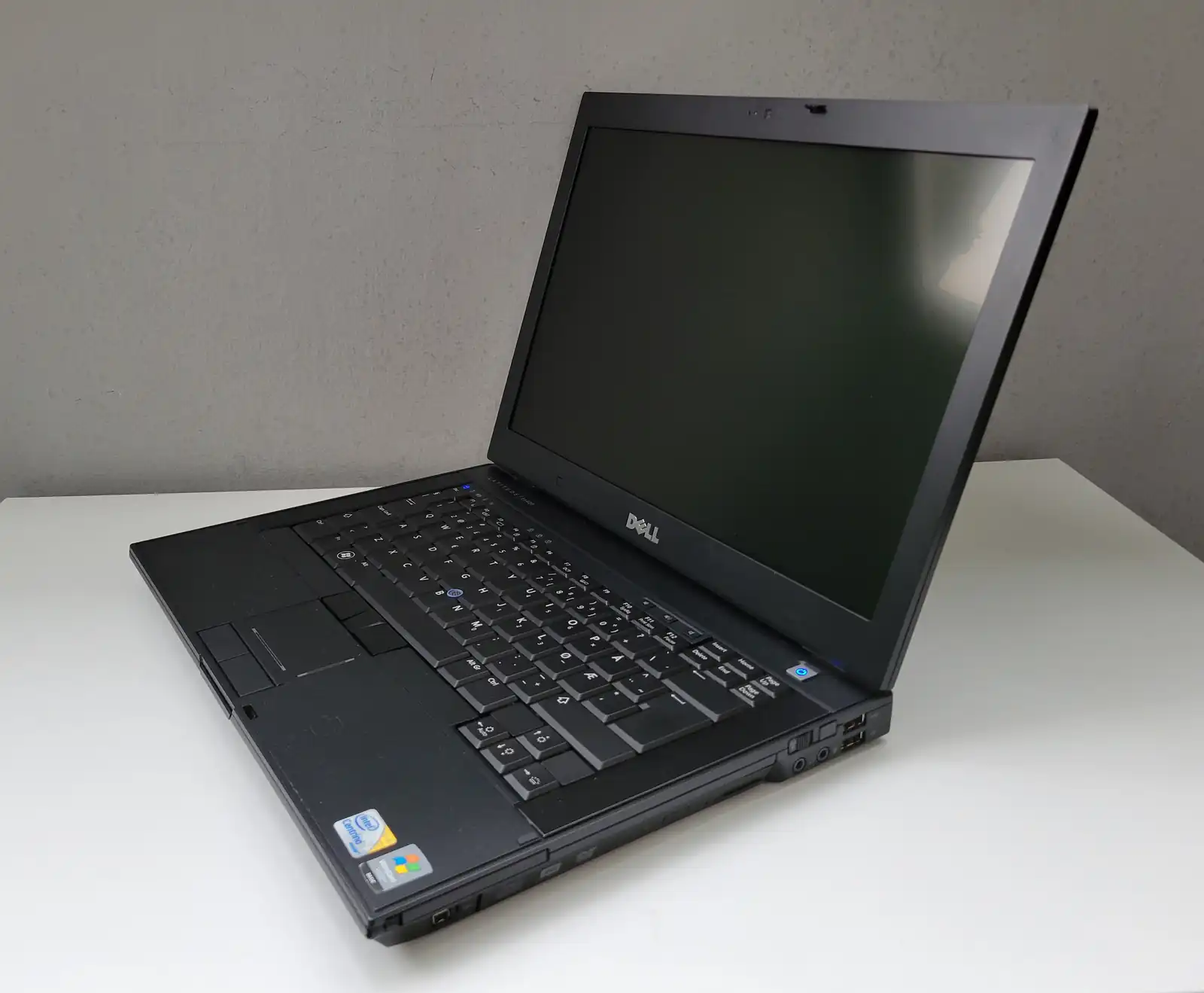 Laptop Second Hand Dell Latitude E6400 - 14.0inch Intel Core 2 Duo P8700 4GB RAM 120GB HDD nVidia Quadro NVS 160M Windows 10 Refurbished [6]