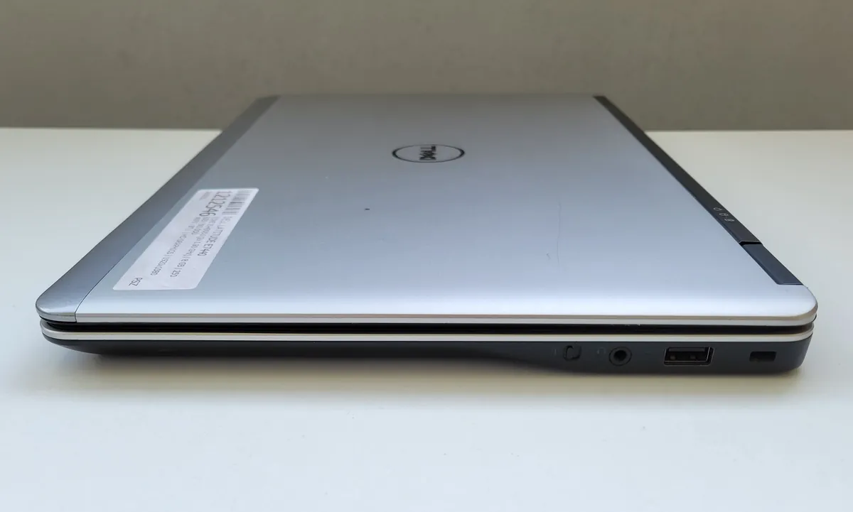 Laptop Second Hand Dell Latitude E7440 - 14.0inch Intel I5-4300U 8GB RAM 250GB SSD TAST. ILUM. Windows 10 Refurbished [10]