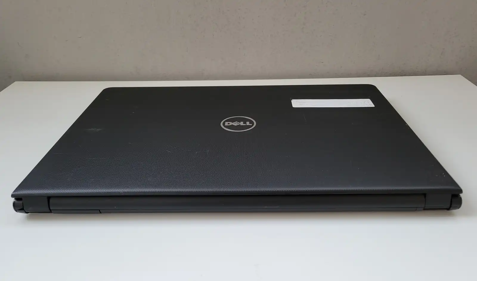 Laptop Second Hand Dell Vostro 15-3568 - 15.6inch Intel I3-7130U 4GB RAM 128GB SSD Windows 10 Refurbished [19]