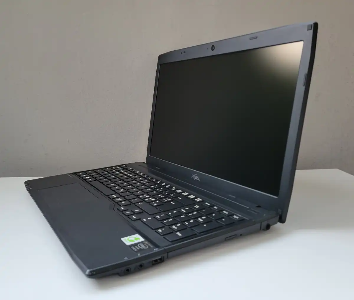 Laptop Second Hand Fujitsu Lifebook A544 - 15.6inch Intel I5-4200M 4GB RAM 500GB HDD Windows 10 Refurbished [6]