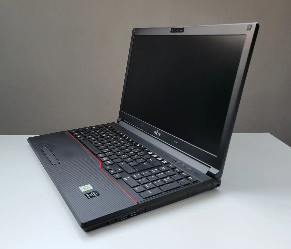 Laptop Second Hand Fujitsu Lifebook E554 - 15.6inch Intel I5-4210M 8GB RAM 256GB SSD Windows 10 Refurbished [17]