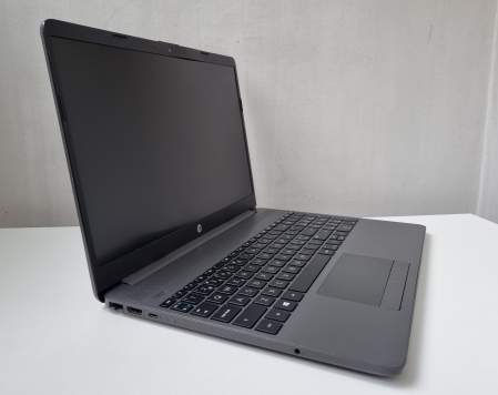 Laptop Second Hand HP 255 G8 - 15.6inch AMD Ryzen 3 5300U 8GB RAM 256GB SSD Windows 10 Refurbished [4]