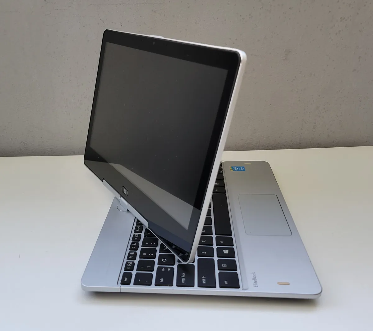 Laptop Second Hand HP Elitebook REVOLVE 810 G3 TOUCH - 11.6inch Intel I5-5300U 4GB RAM 256GB SSD TAST. ILUM. Windows 10 Refurbished [9]
