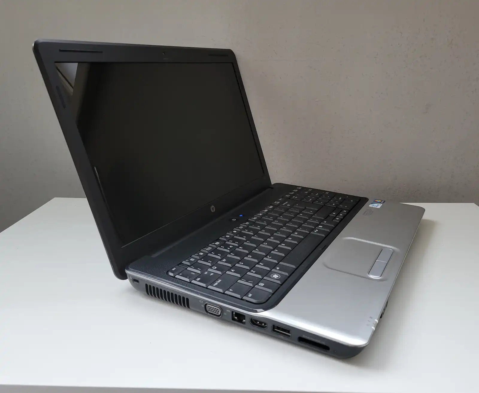 Laptop Second Hand HP G61 - 15.6inch Intel Pentium DUAL-CORE T4300 3GB RAM 320GB HDD Windows 10 Refurbished [4]