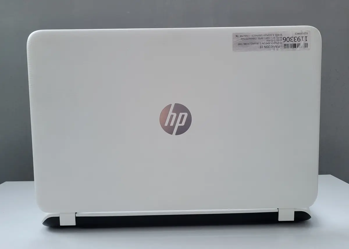Laptop Second Hand HP PAVILION 15 - 15.6inch Intel Pentium N3540 4GB RAM 500GB HDD nVidia 830M 2GB Windows 10 Refurbished [7]