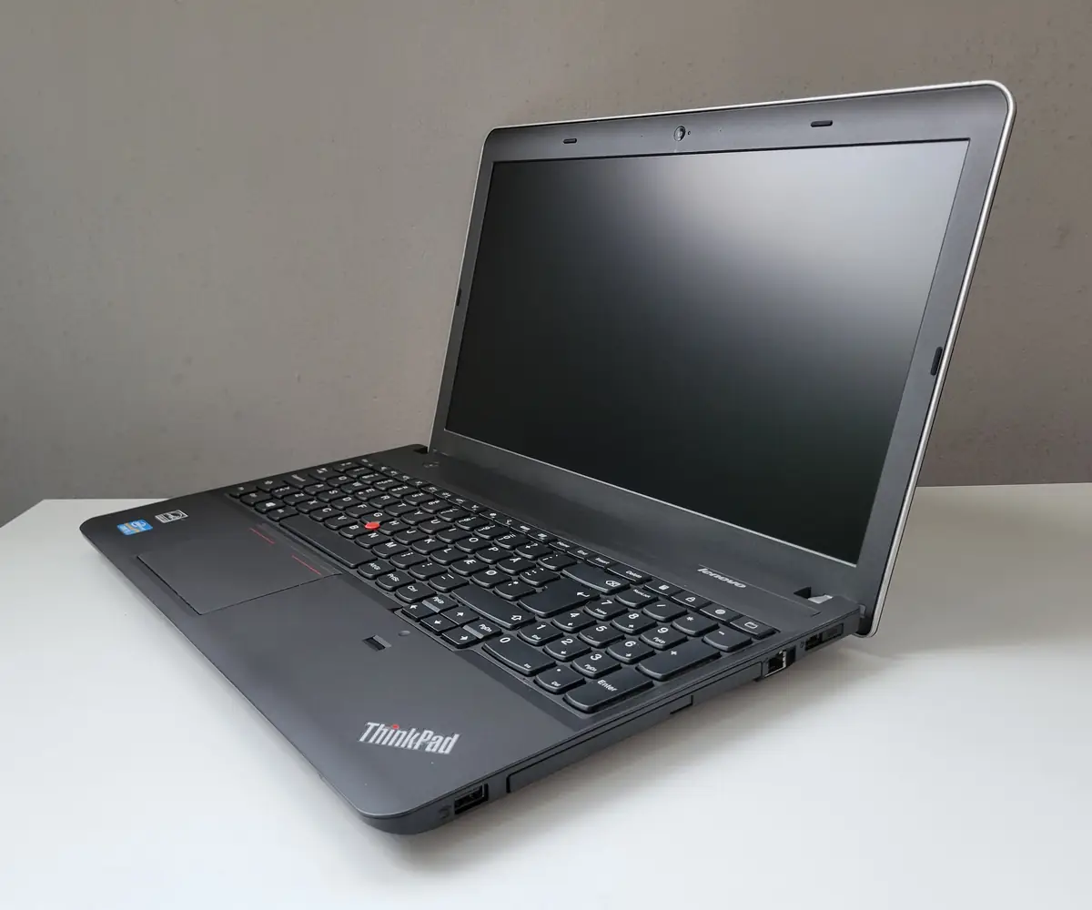 Laptop Second Hand Lenovo Thinkpad Edge E531 - 15.6inch Intel I5-3230M 4GB RAM 128GB SSD Windows 10 Refurbished [6]