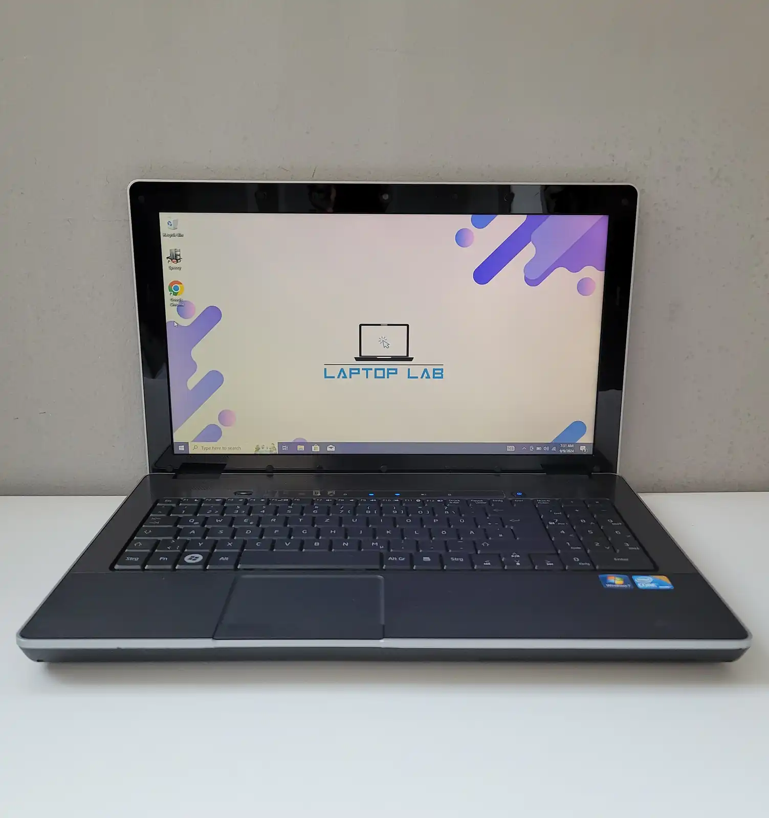 Laptop Second Hand PEGATRON SPRING PEAK - 15.6inch Intel I3 M 390 4GB RAM 250GB HDD Windows 10 Refurbished [1]