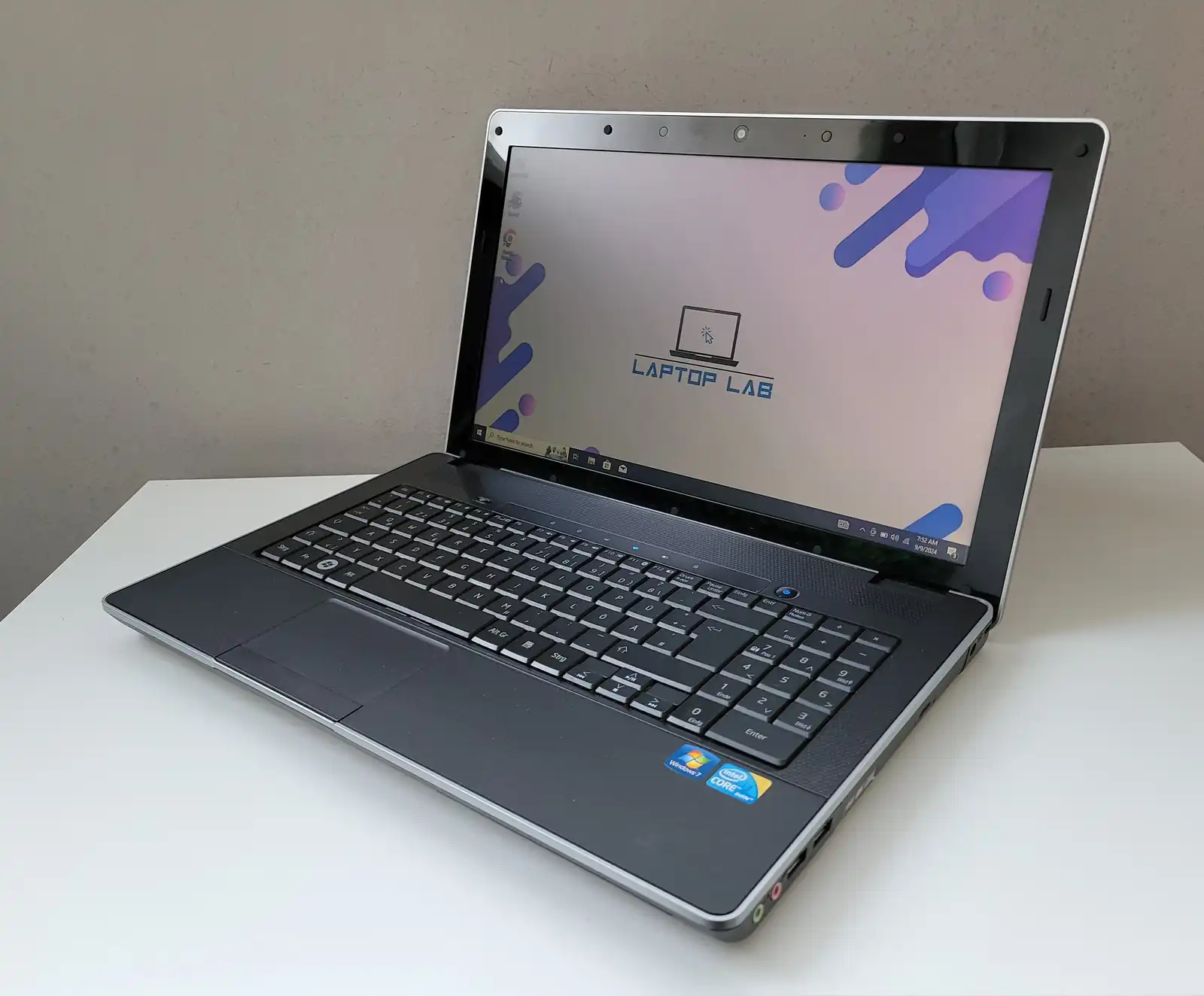 Laptop Second Hand PEGATRON SPRING PEAK - 15.6inch Intel I3 M 390 4GB RAM 250GB HDD Windows 10 Refurbished [3]