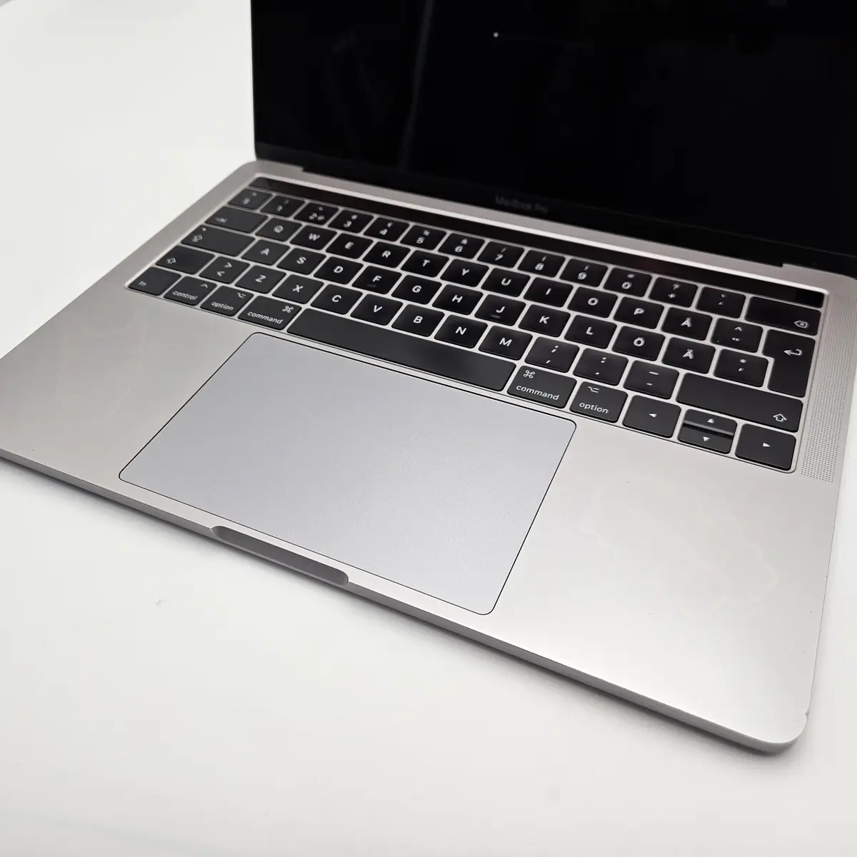 Laptop Second Hand Apple MacBook Pro A1706 - 13.3inch QHD Retina Intel i7-7567U 16GB RAM 500GB SSD TAST. ILUM. TOUCHBAR Mac OS Refurbished [8]