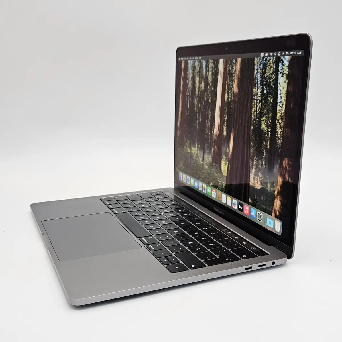 Laptop Second Hand Apple MacBook Pro A1989 - 13.3inch QHD Retina Intel i7-8569U 16GB RAM 500GB SSD TAST. ILUM. TOUCHBAR Mac OS Refurbished [3]