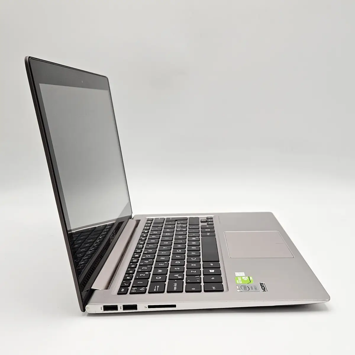 Laptop Second Hand Asus UX303LN - 13.3inch UHD 4K Intel I7-4510U 8GB RAM 256GB SSD Nvidia GT 840M Windows 10 Refurbished [6]