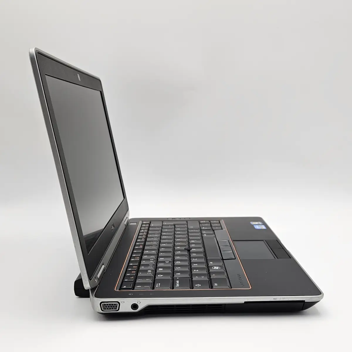 Laptop Second Hand Dell Latitude E6320 - 13.3inch Intel I5-2540M 8GB RAM 320GB HDD TAST. ILUM. Windows 10 Refurbished [6]
