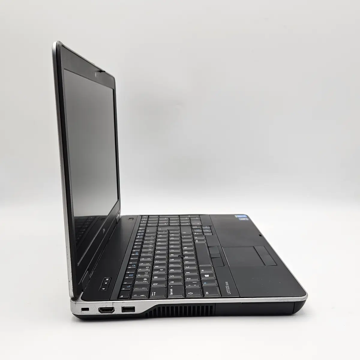 Laptop Second Hand Dell Latitude E6540 - 15.6inch FHD Intel I7-4810Mq 16GB RAM 500GB SSD ATI Radeon 8790M 2GB TAST. ILUM. Windows 10 Refurbished  [6]