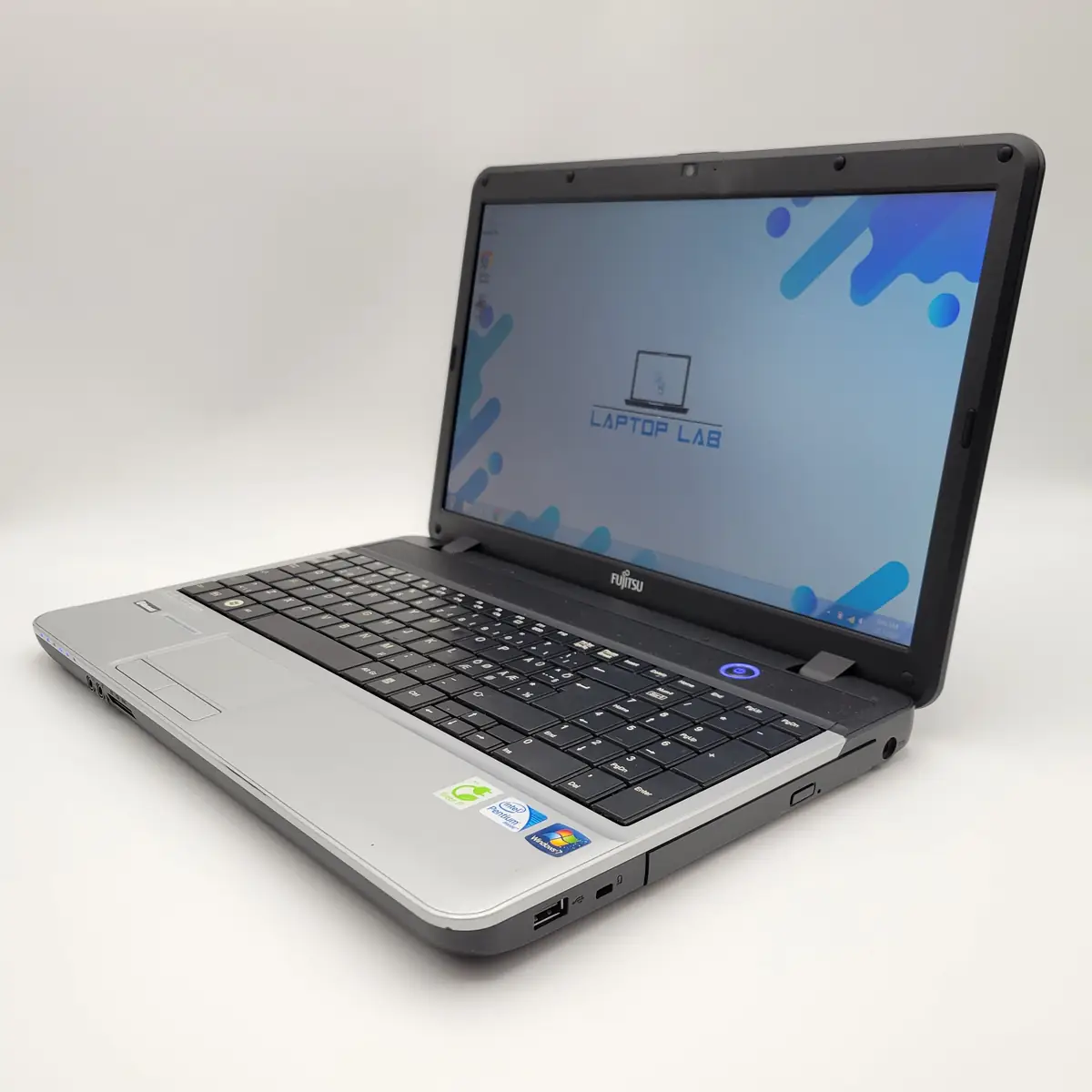 Laptop Second Hand FUJITSU A531 - 15.6inch Intel Pentium B950 4GB RAM 500GB HDD Windows 7 Refurbished  [3]