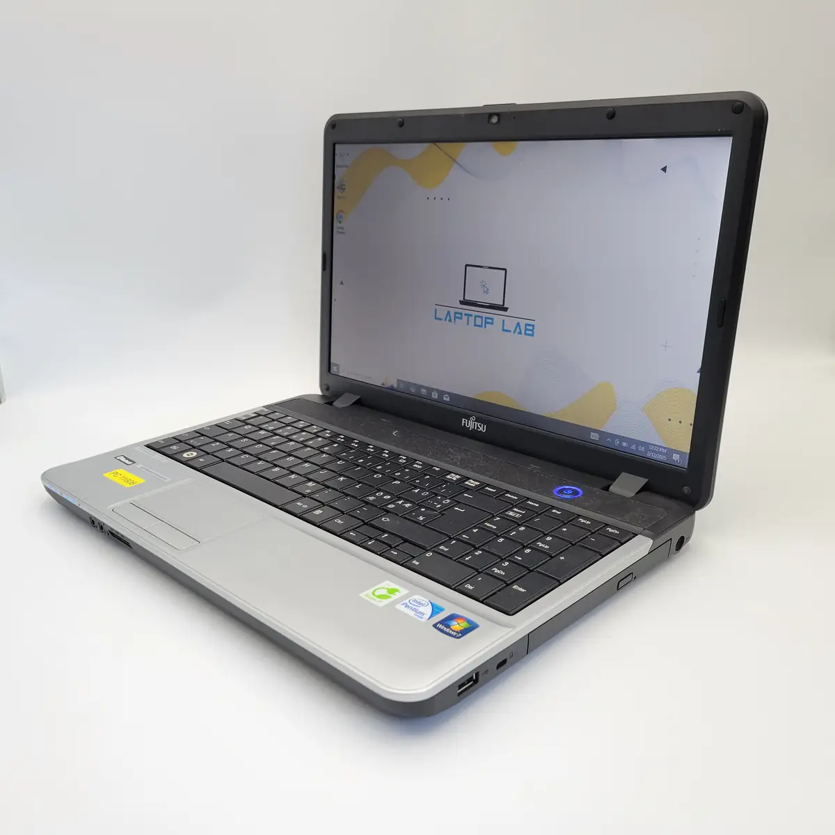 Laptop Second Hand FUJITSU A531 - 15.6inch Intel Pentium B950 4GB RAM 500GB HDD Windows 10 Refurbished  [3]