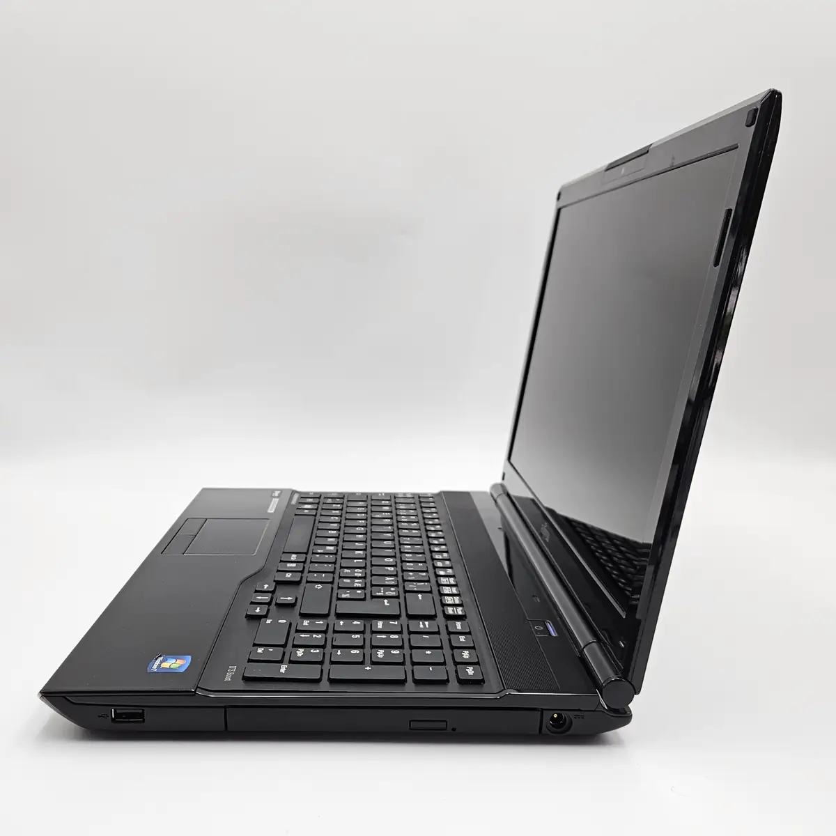 Laptop Second Hand FUJITSU Lifebook Ah532 - 15.6inch Intel I3-2350M 8GB RAM 500GB HDD Windows 10 Refurbished  [5]