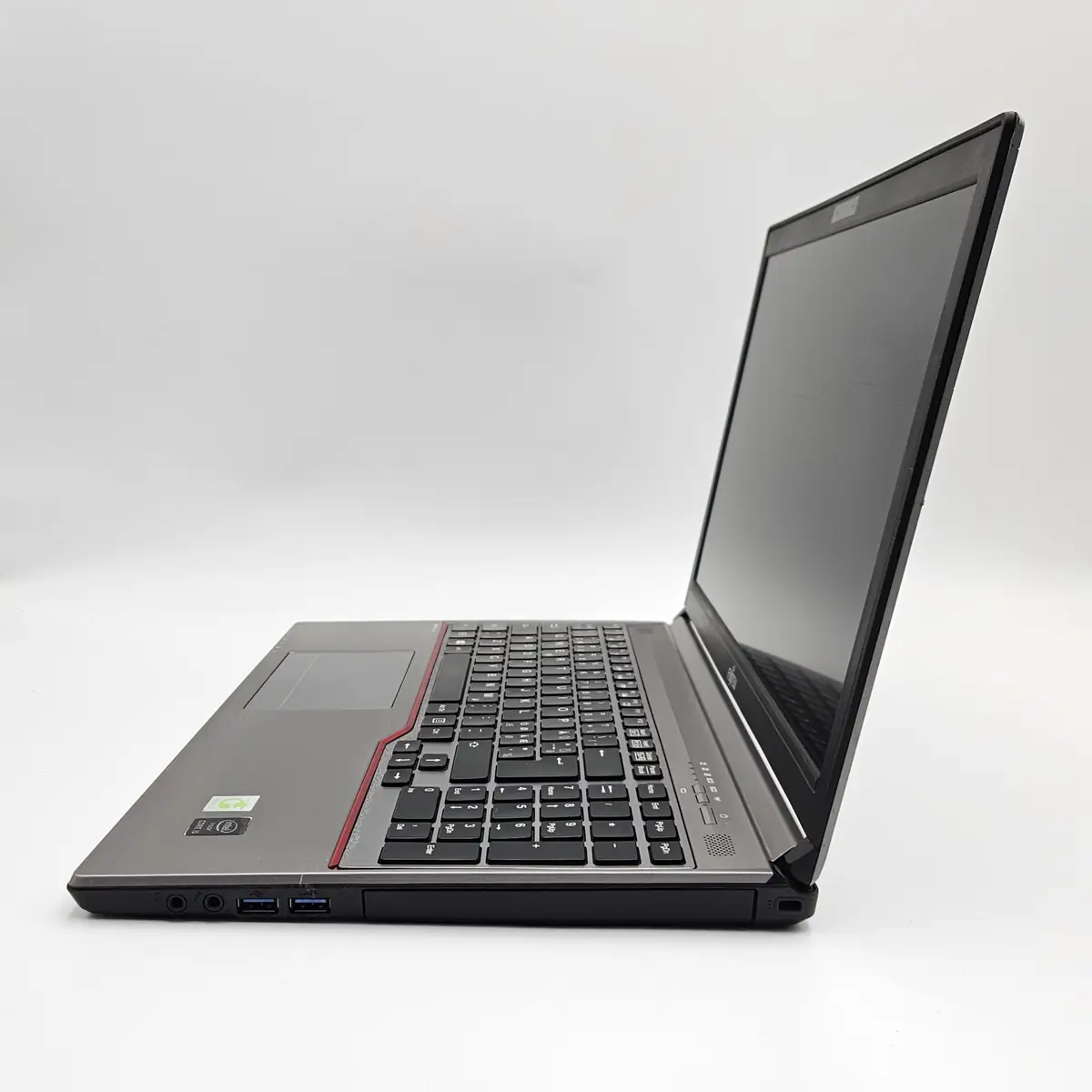 Laptop Second Hand Fujitsu LIFEBOOK E754 - 15.6inch FHD Intel i5-4300M 16GB RAM 500GB SSD TAST. ILUM. Windows 10 Refurbished  [5]