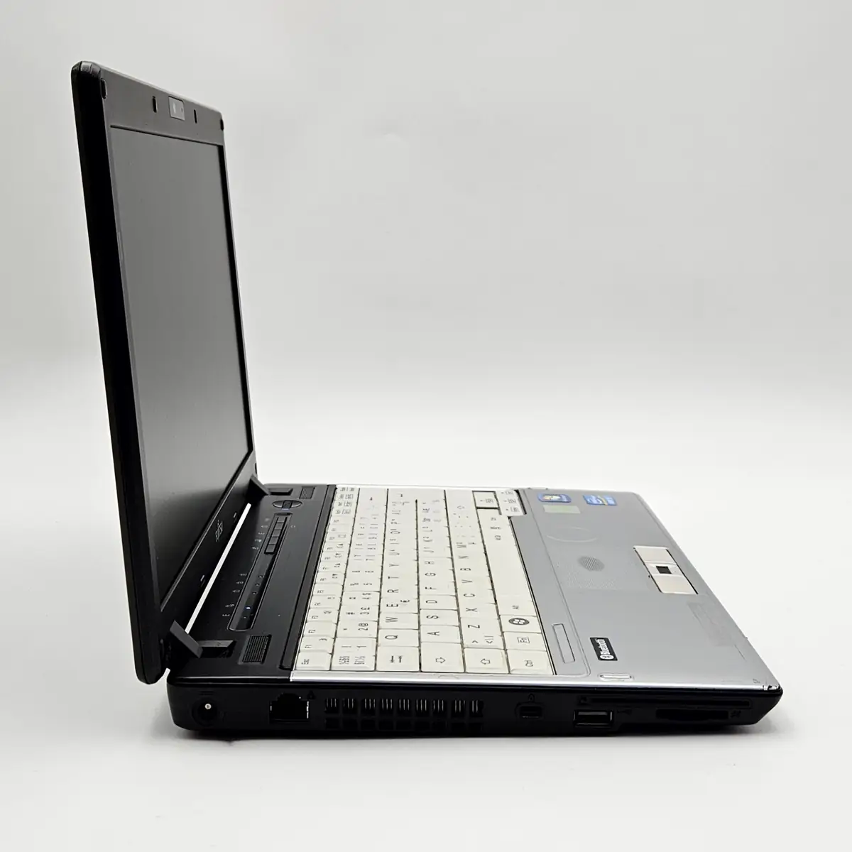Laptop Second Hand Fujitsu LIFEBOOK P701 - 12.5inch Intel I5-2520M 4GB RAM 320GB HDD Windows 10 Refurbished [6]