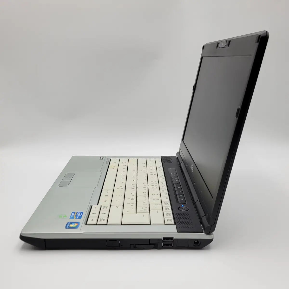 Laptop Second Hand FUJITSU S751 - 14inch Intel I3-2330M 4GB RAM 500GB HDD Windows 10 Refurbished  [5]
