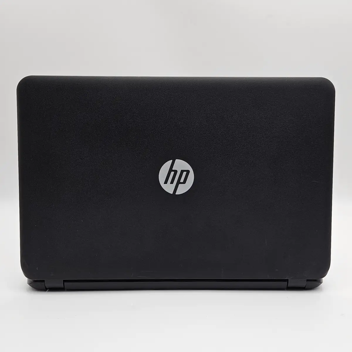 Laptop Second Hand Hp 255 G3 - 15.6inch AMD E1-6010 4GB RAM 500GB HDD Windows 10 Refurbished  [7]