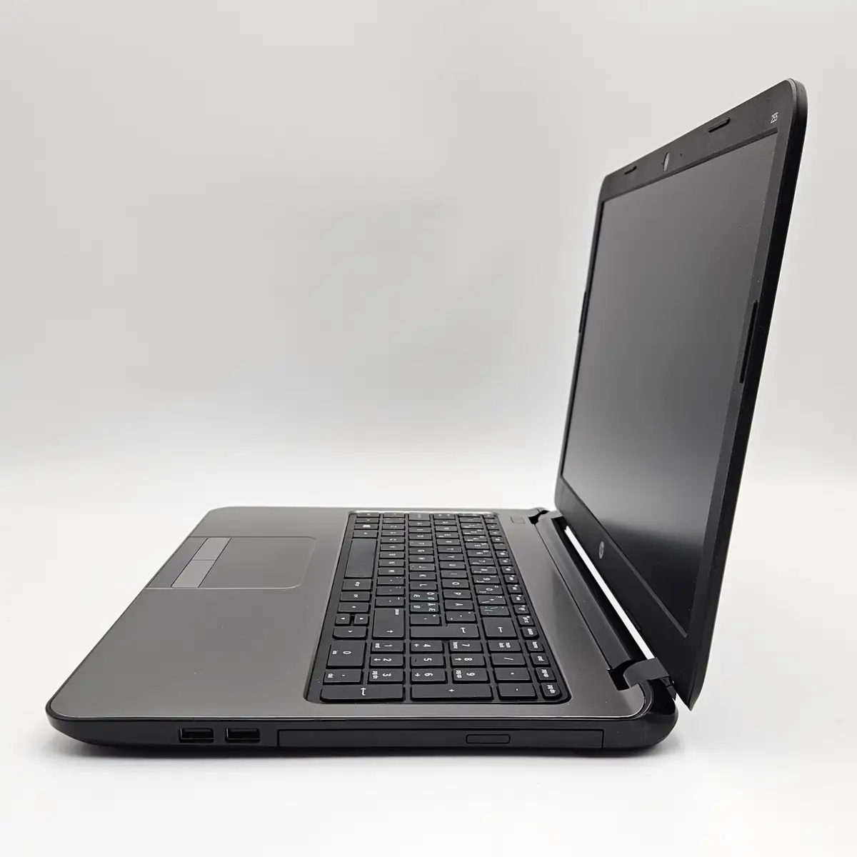 Laptop Second Hand Hp 255 G3 - 15.6inch AMD E1-6010 4GB RAM 500GB HDD Windows 10 Refurbished  [5]