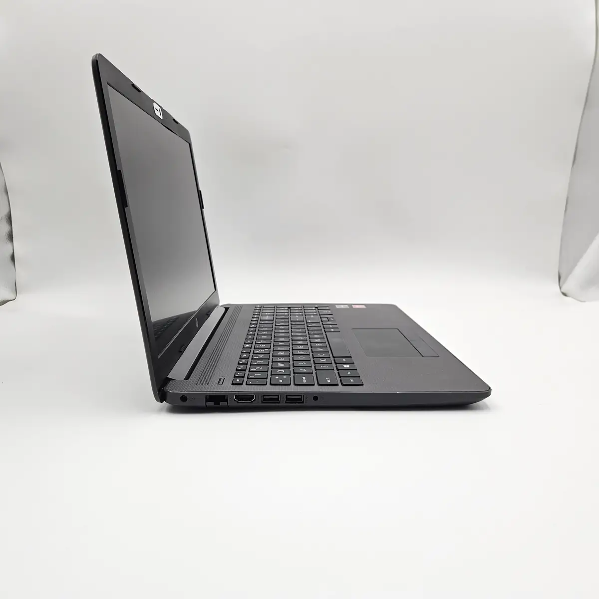 Laptop Second Hand HP 255 G7 - 15.6inch AMD RYZEN 3 2200U 8GB RAM 128GB SSD Windows 11 Refurbished  [6]