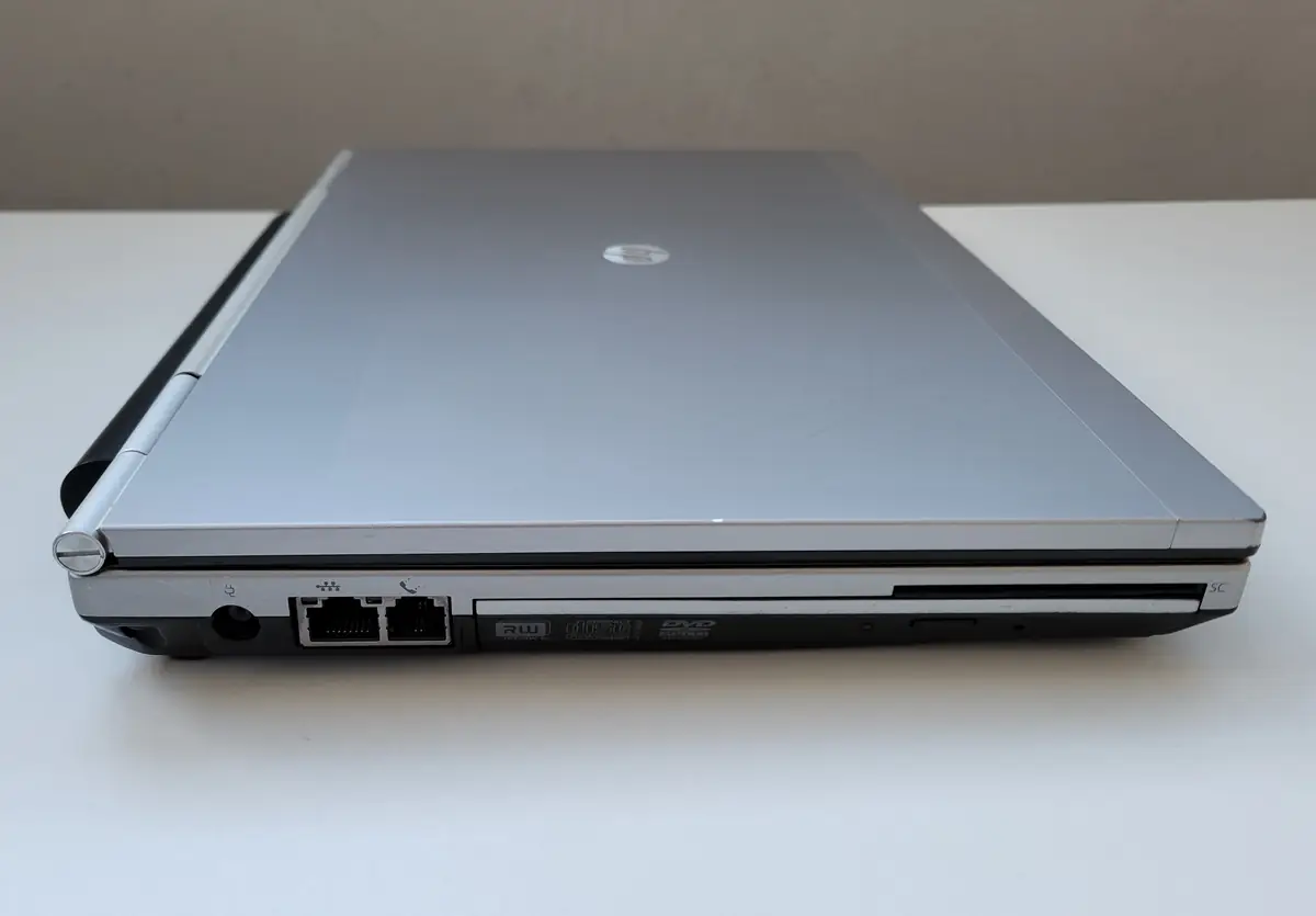 Laptop Second Hand HP 2560p - 12.5inch Intel i5-2520M 4GB RAM 320GB HDD Windows 10 Refurbished  [8]
